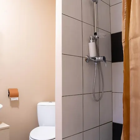 Le Jaude, T2 Renove Centre I Wifi Confort Et Cosy