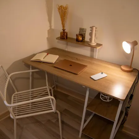 Apartamento Le Jaude, T2 Rénové Centre I Wifi Confort Et Cosy *